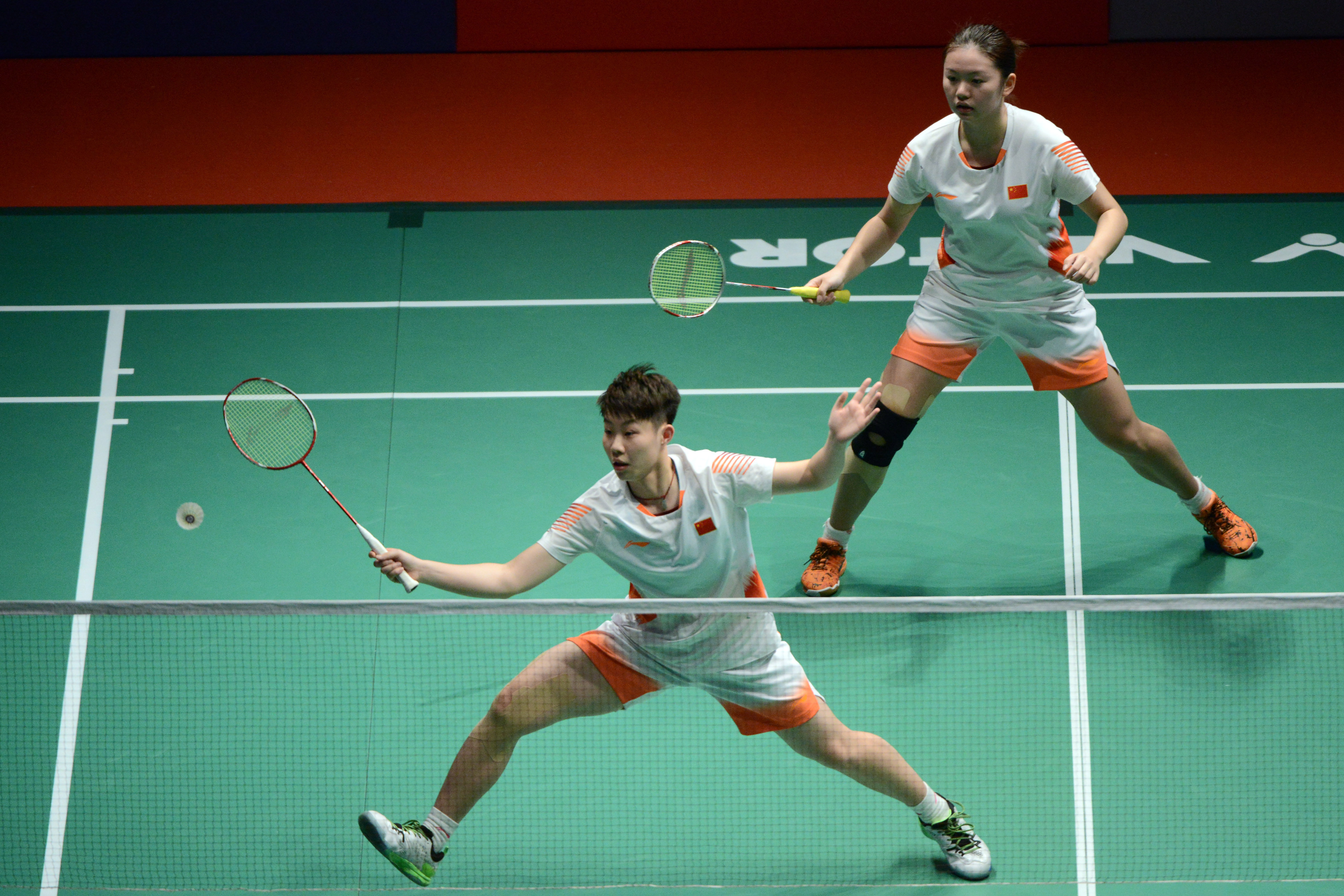 现平平仅得 现平平仅得